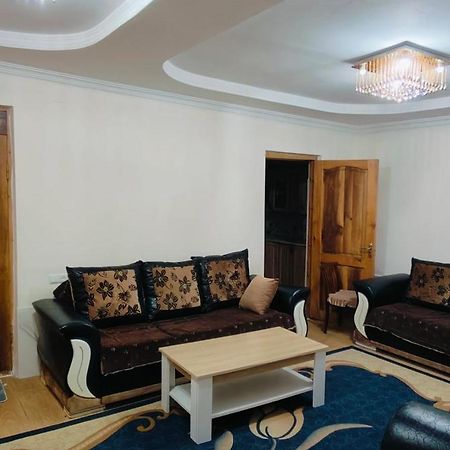 Апартаменты На Саакадзе Батуми Экстерьер фото